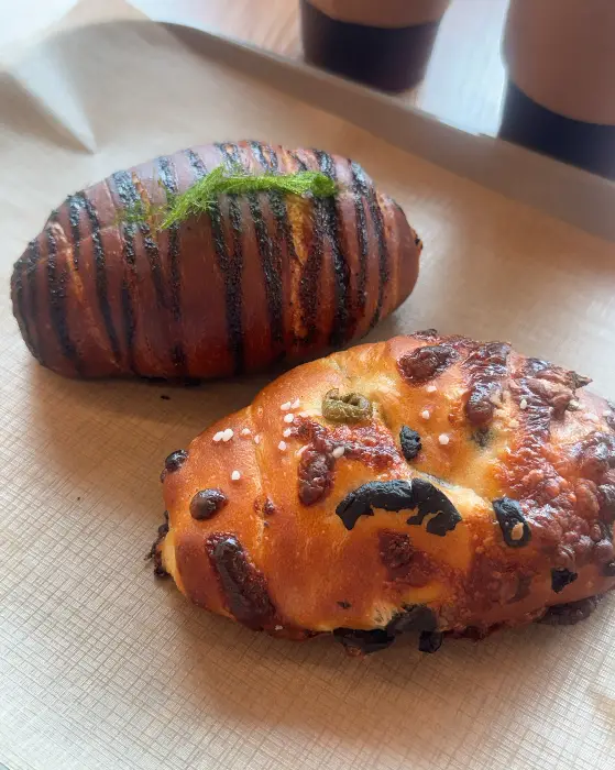 명란감태 소금빵과 다른 소금빵