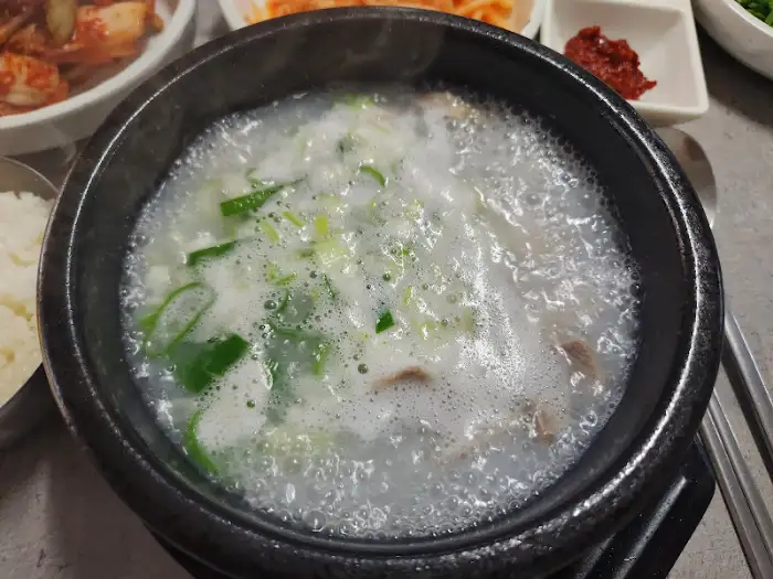 돼지국밥 클로즈업