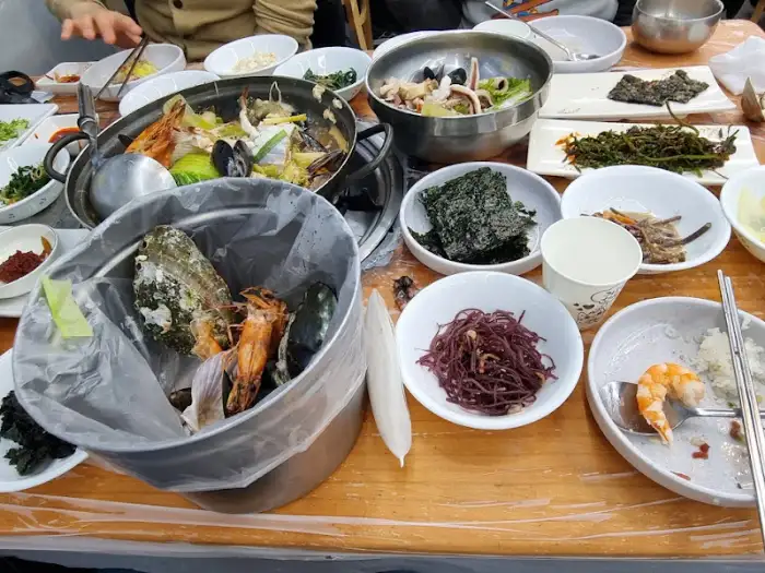 다양한 해산물 요리
