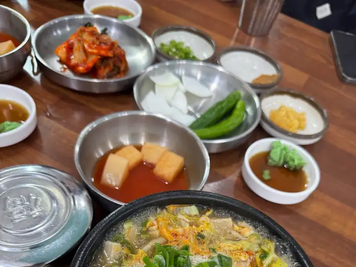 산지해장국 깍두기와 찬들