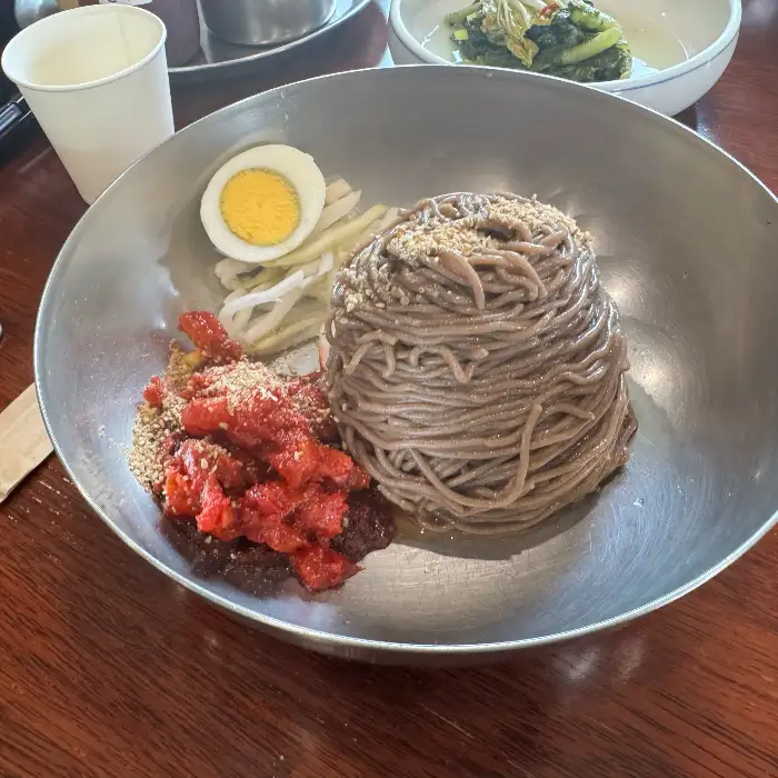 비빔 막국수
