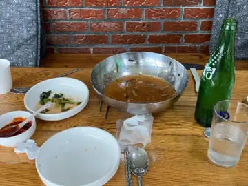 솔밭식당: 혼자여도 든든하게, 울진 막국수와 수육 맛집 탐방