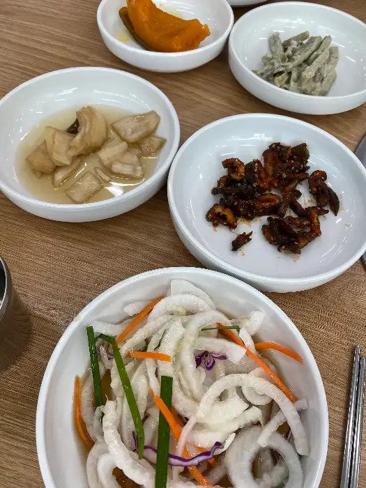 다양한 밑반찬