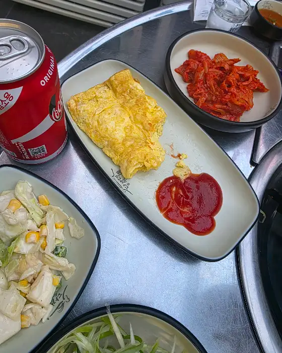 서비스 계란말이와 낙지