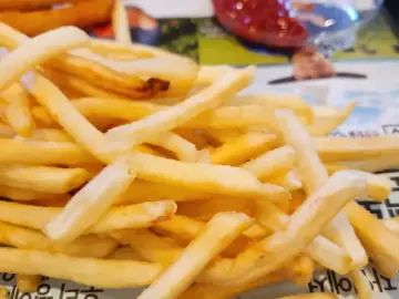 추억을 소환하는 맛, 맥도날드: 오랜 단골의 솔직 후기 (지역명 맛집 탐방)
