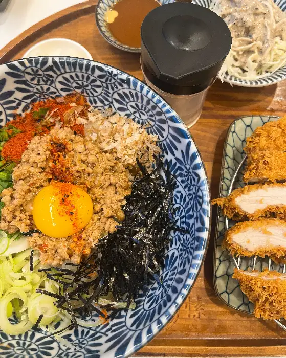 마제소바의 클로즈업 사진