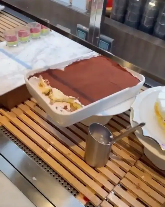 달콤한 딸기 디저트