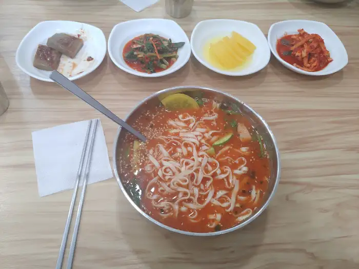 미속식당 칼국수
