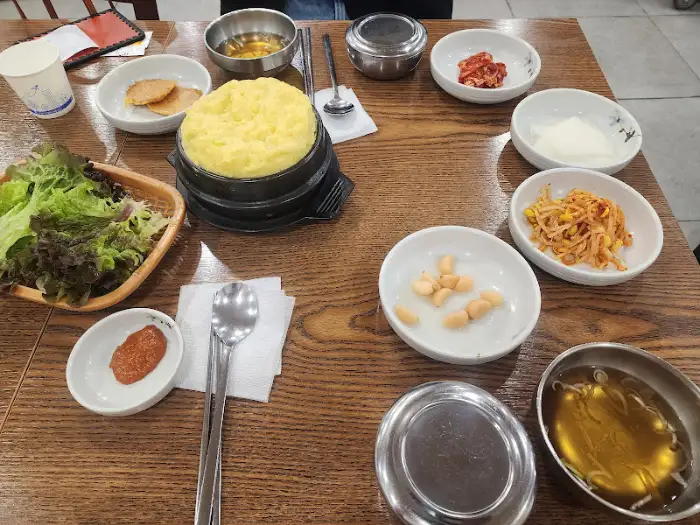 테이블 세팅