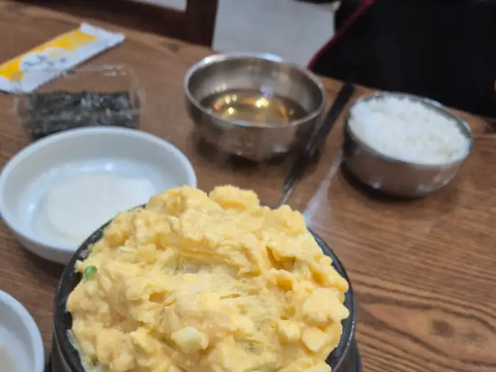 오징어볶음과 밥