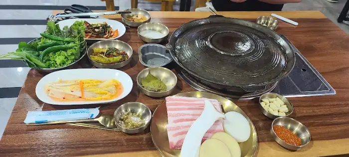 뚝딱 구야 상차림
