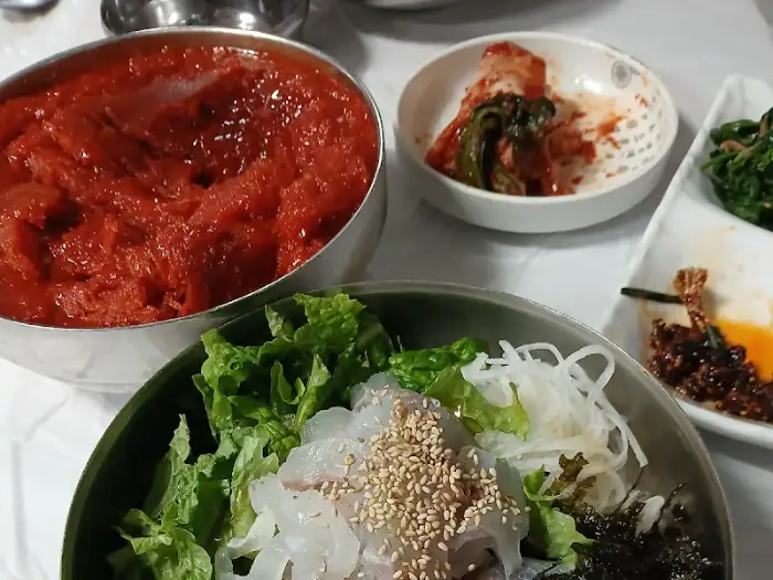 물회 한상차림