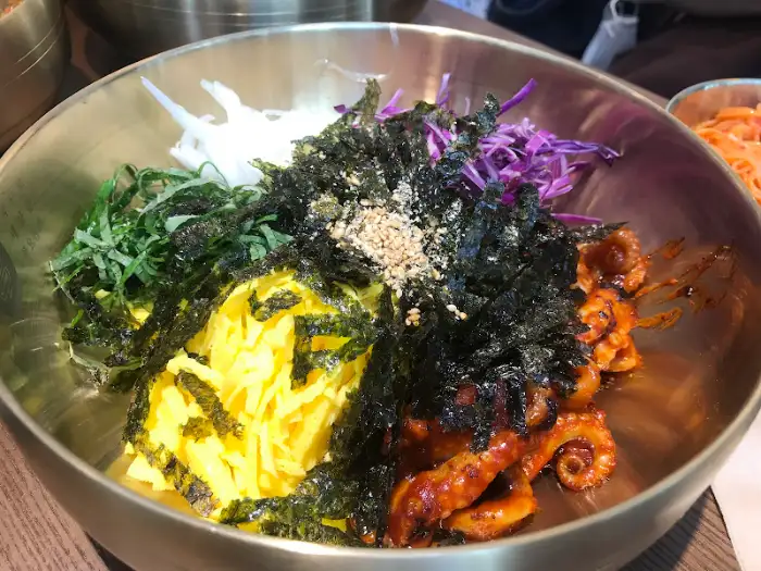 비빔국수와 함께 나온 국물