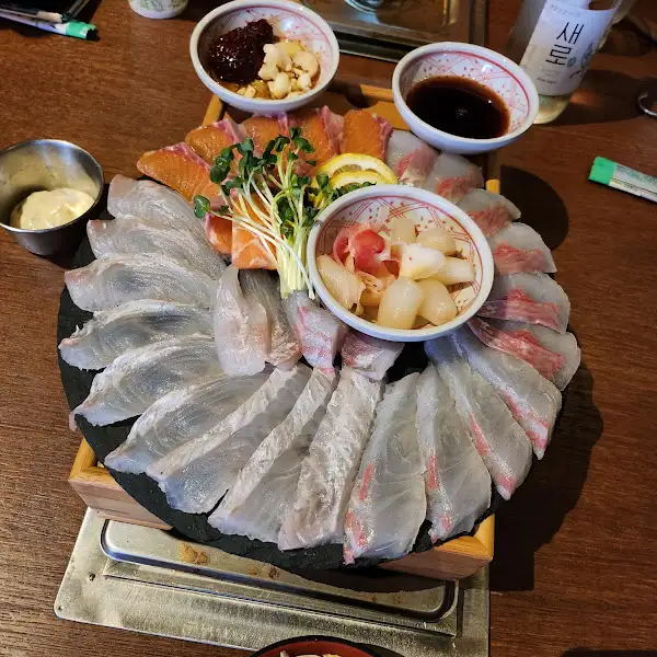로만의 모둠 사시미