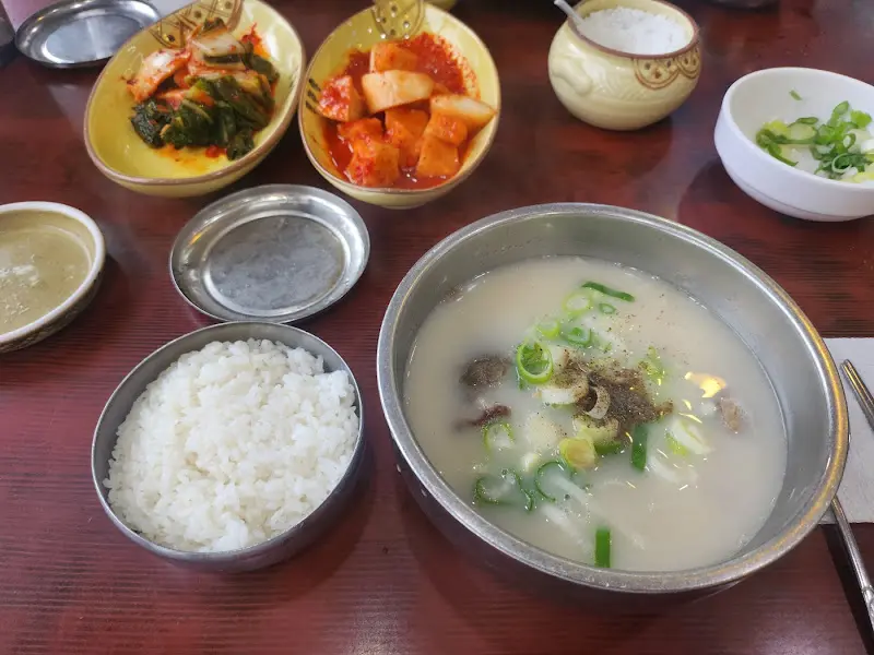 푸주옥 설렁탕 한상차림