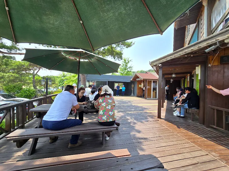 북한강 쭈꾸미 야외 테이블