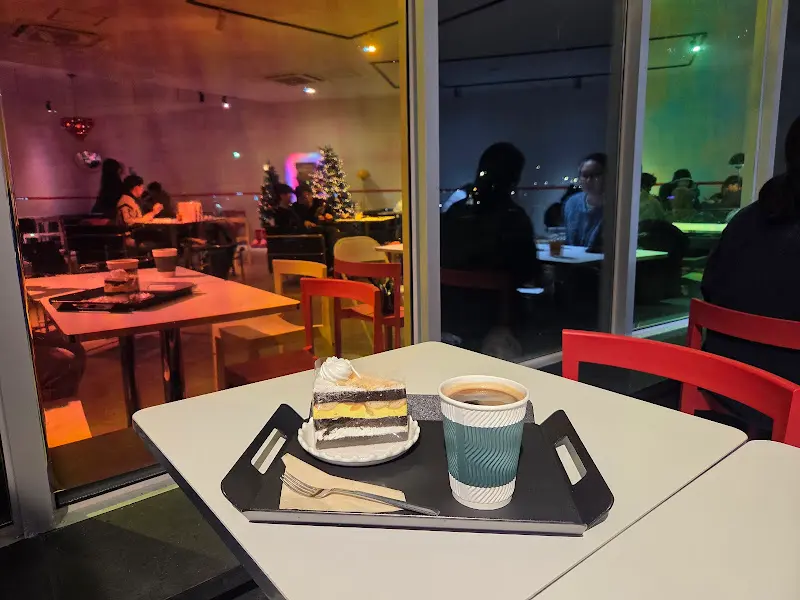 카페 내부 모습