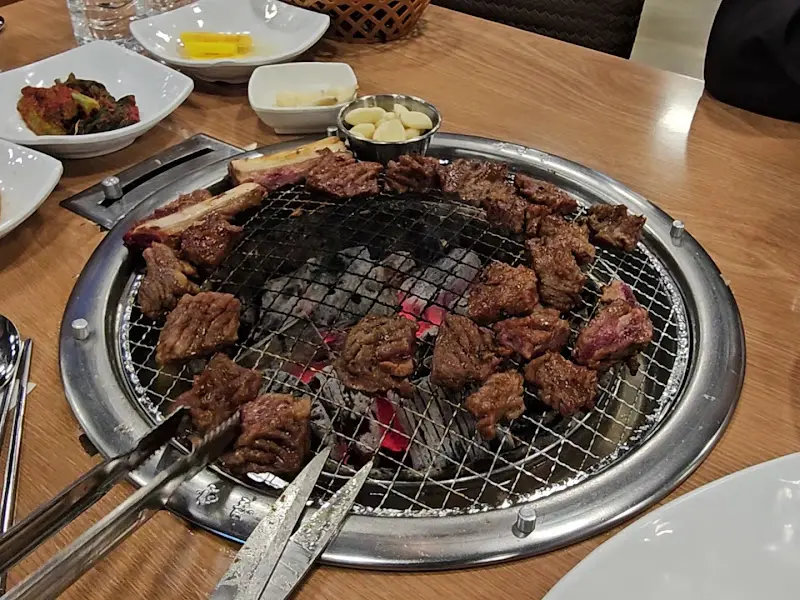 숯불갈비 한 상 차림