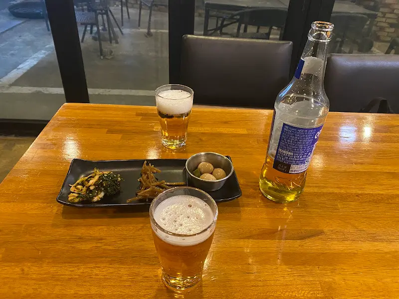 맥주와 간단한 안주