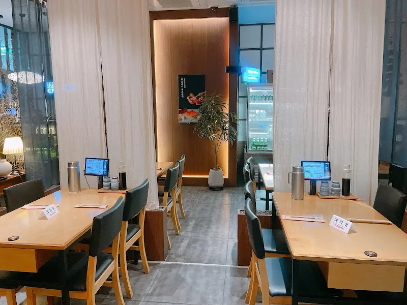 스시도쿠 더송도 내부