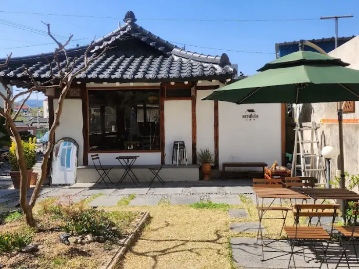 카페 전경