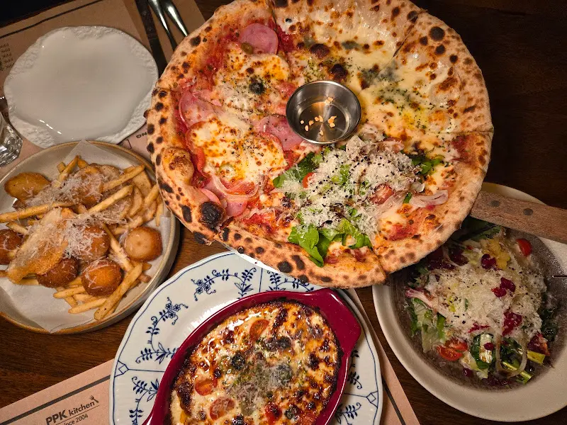 피자, 라자냐, 감자튀김