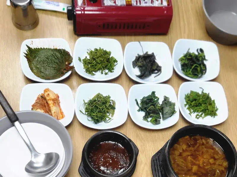 산나물과 강된장