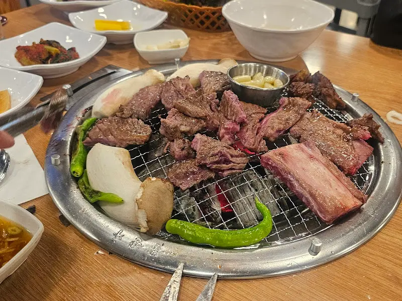 숯불갈비 한 상 차림