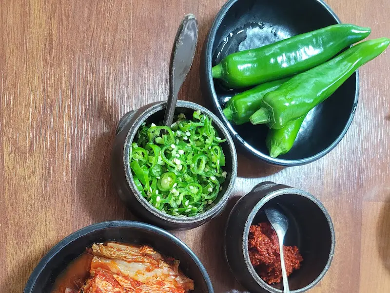 올갱이국밥과 함께 나오는 반찬들