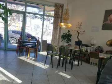 추억을 맛보는 시간여행, 영동읍 골목길 숨은 보석 정씨함박에서 만나는 특별한 맛집
