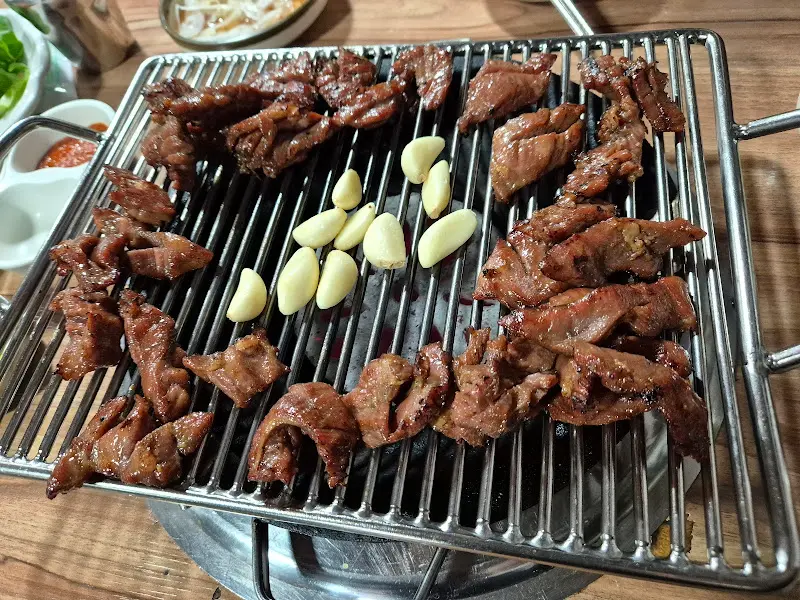 갈매기살과 구운 마늘