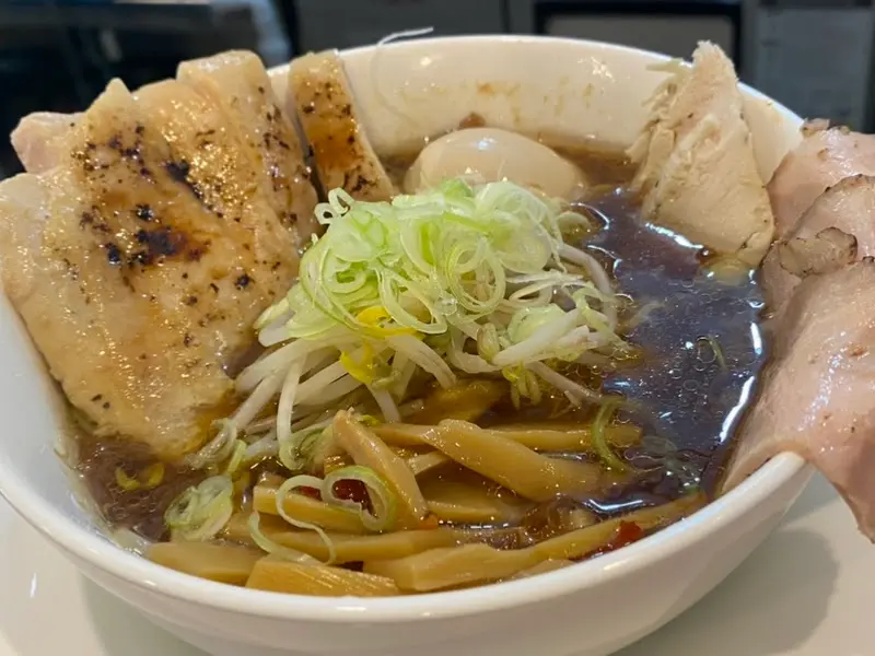 닭고기가 올라간 라멘