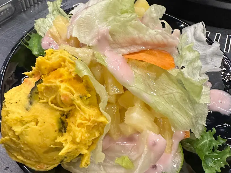 샐러드바의 샐러드