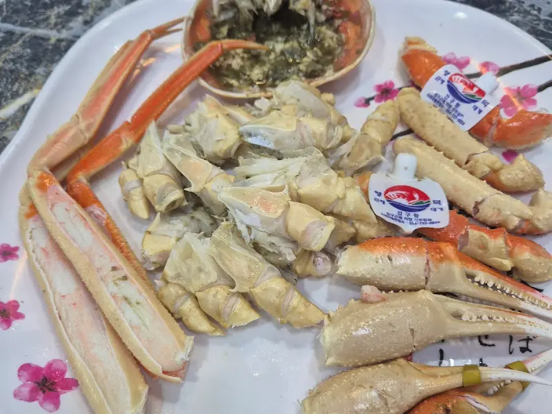 살이 꽉 찬 대게찜