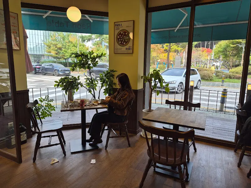 레스토랑 내부의 모습