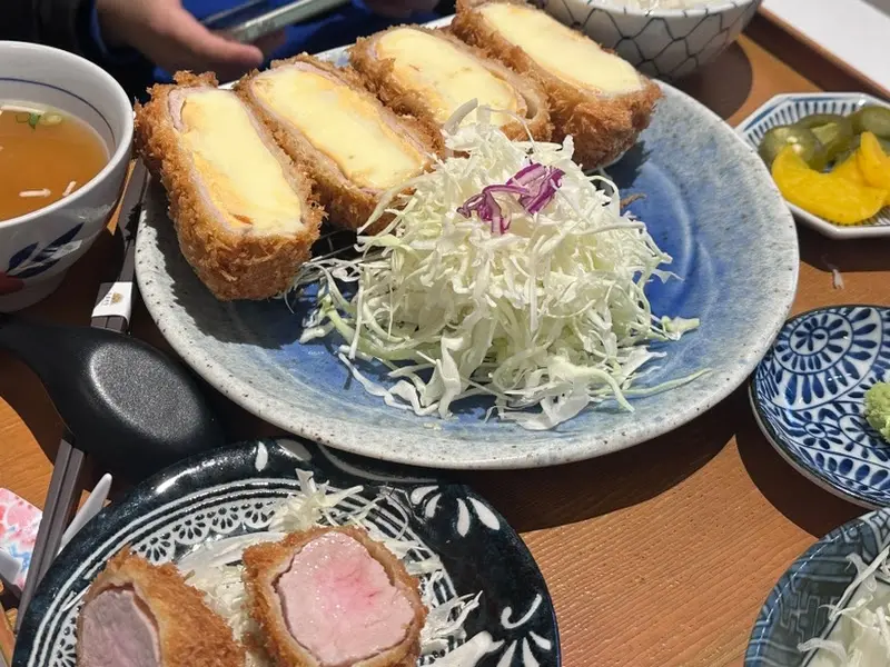 치즈 카츠와 돈까스