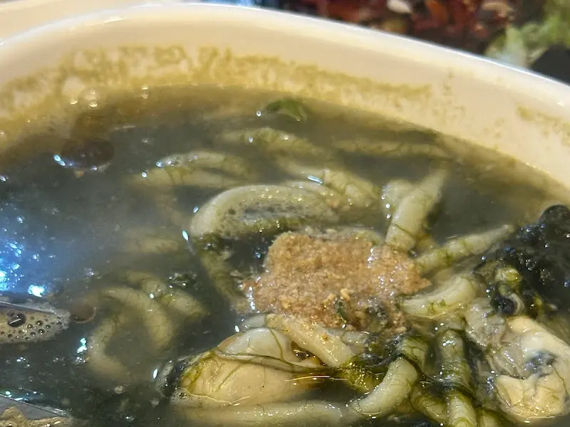 시원하고 칼칼한 해물 칼국수