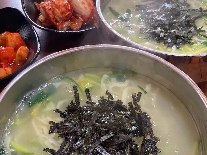 칼국수와 김치