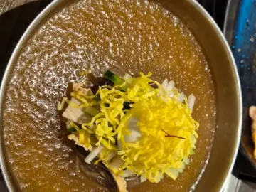 진주에서 맛보는 냉면의 정수, 산홍: 현지인이 추천하는 중천리 맛집 여행