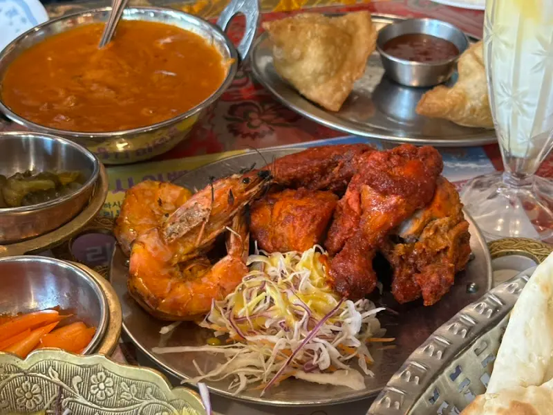 탄두리 치킨과 새우