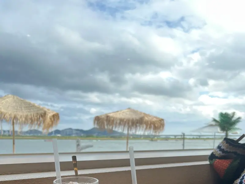 테라스에서 바라본 낙동강 뷰