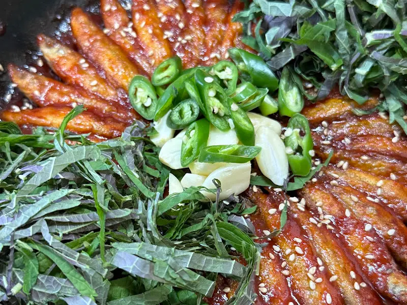 매콤달콤한 양념이 일품인 도리뱅뱅이