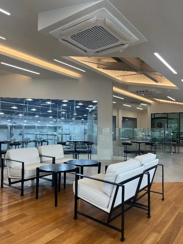 세븐에이치 카페 2층 좌석