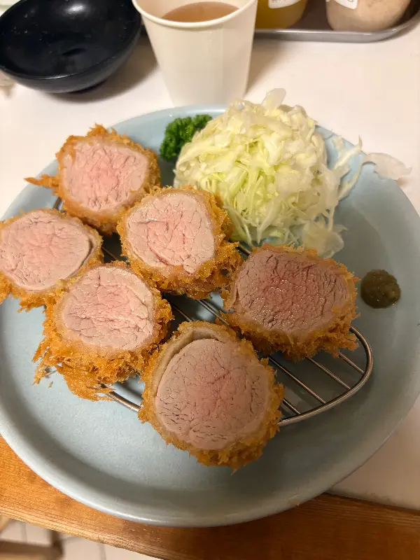 히레카츠 한 상 차림