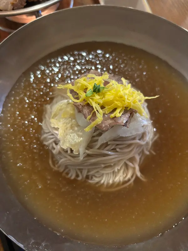 들기름 막국수의 클로즈업 샷