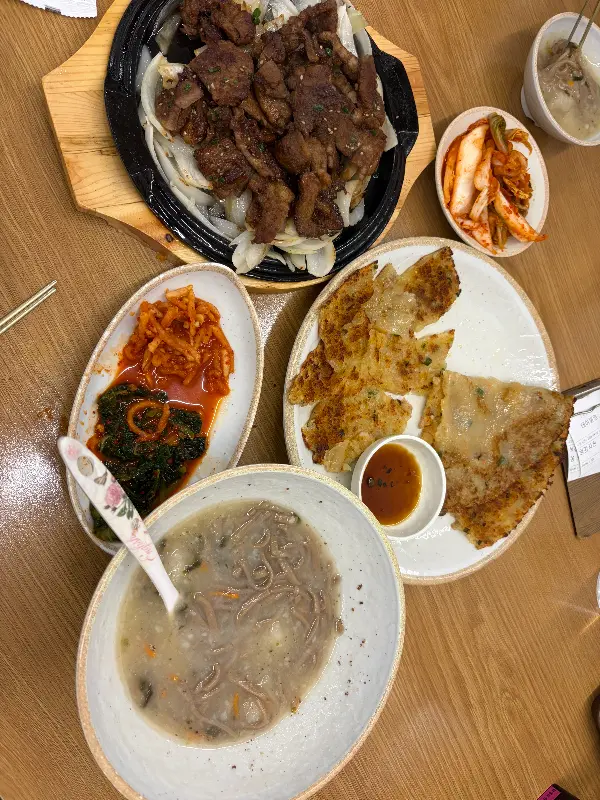 푸짐한 한 상 차림