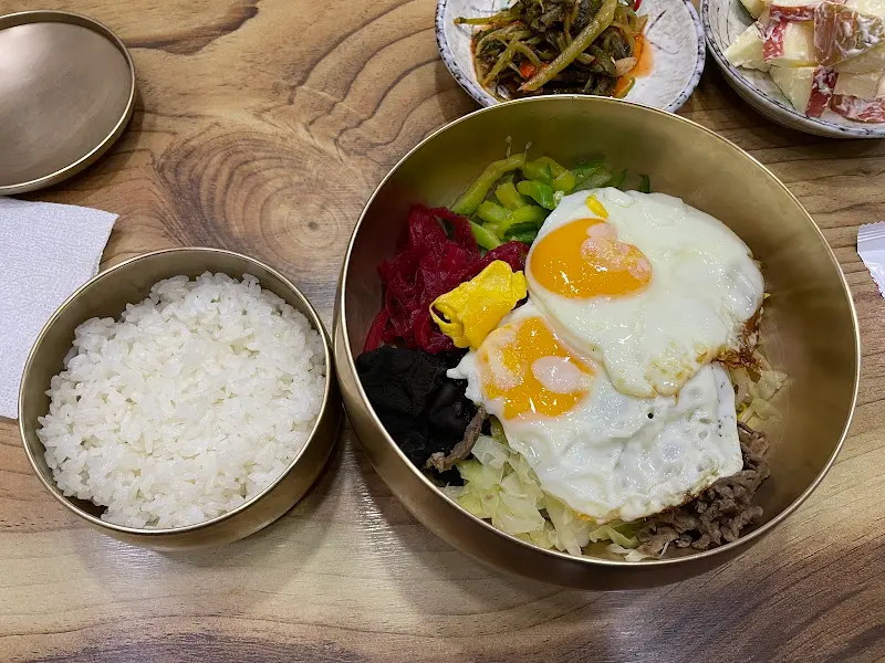 비빔밥과 밥