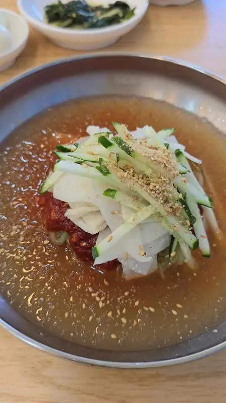 이관복 명장냉면의 물비빔냉면 비주얼