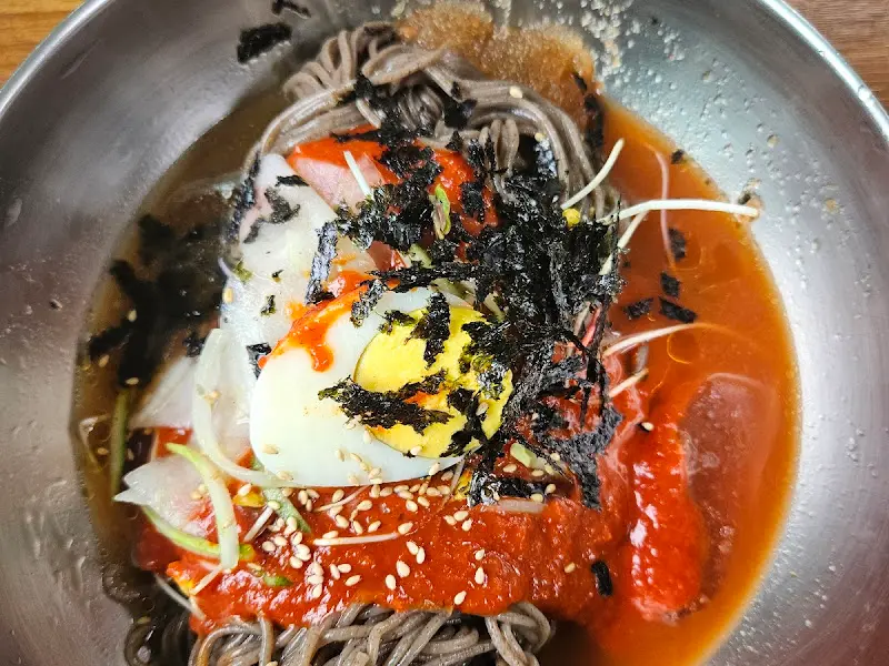 메밀촌 봉평 막국수 비빔 막국수