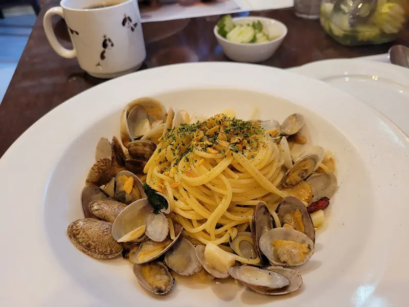 싱싱한 해산물이 듬뿍 들어간 빼쉐